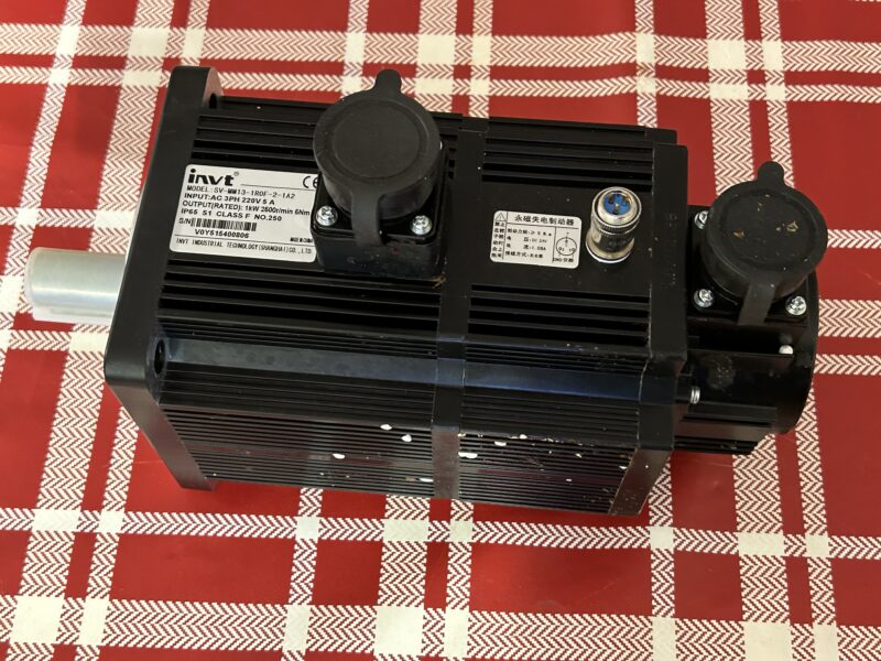 Servomotor INVT Model SV-MM13-1R0F-2-1A2 1kW 2500 rpm_1